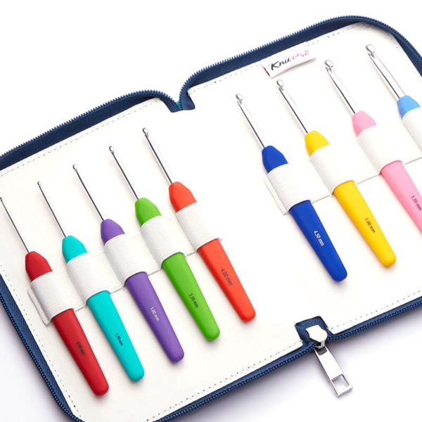 A lovely set of smooth aluminium crochet hooks with colourful soft grip handles, unique to size, stored in a pink and maroon fabric case. Contains hook sizes: 2.00mm, 2.50mm, 3.00mm, 3.50mm, 4.00mm, 4.50mm, 5.00mm, 5.50mm and 6.00mm. Length: 15cm.
